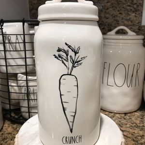 Rae Dunn “Crunch” canister